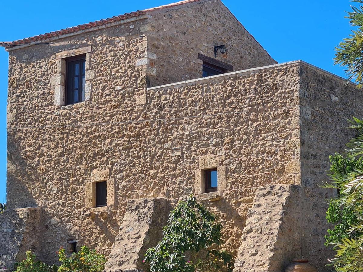 Pyrgos 1869 Villa Gythio Luaran gambar
