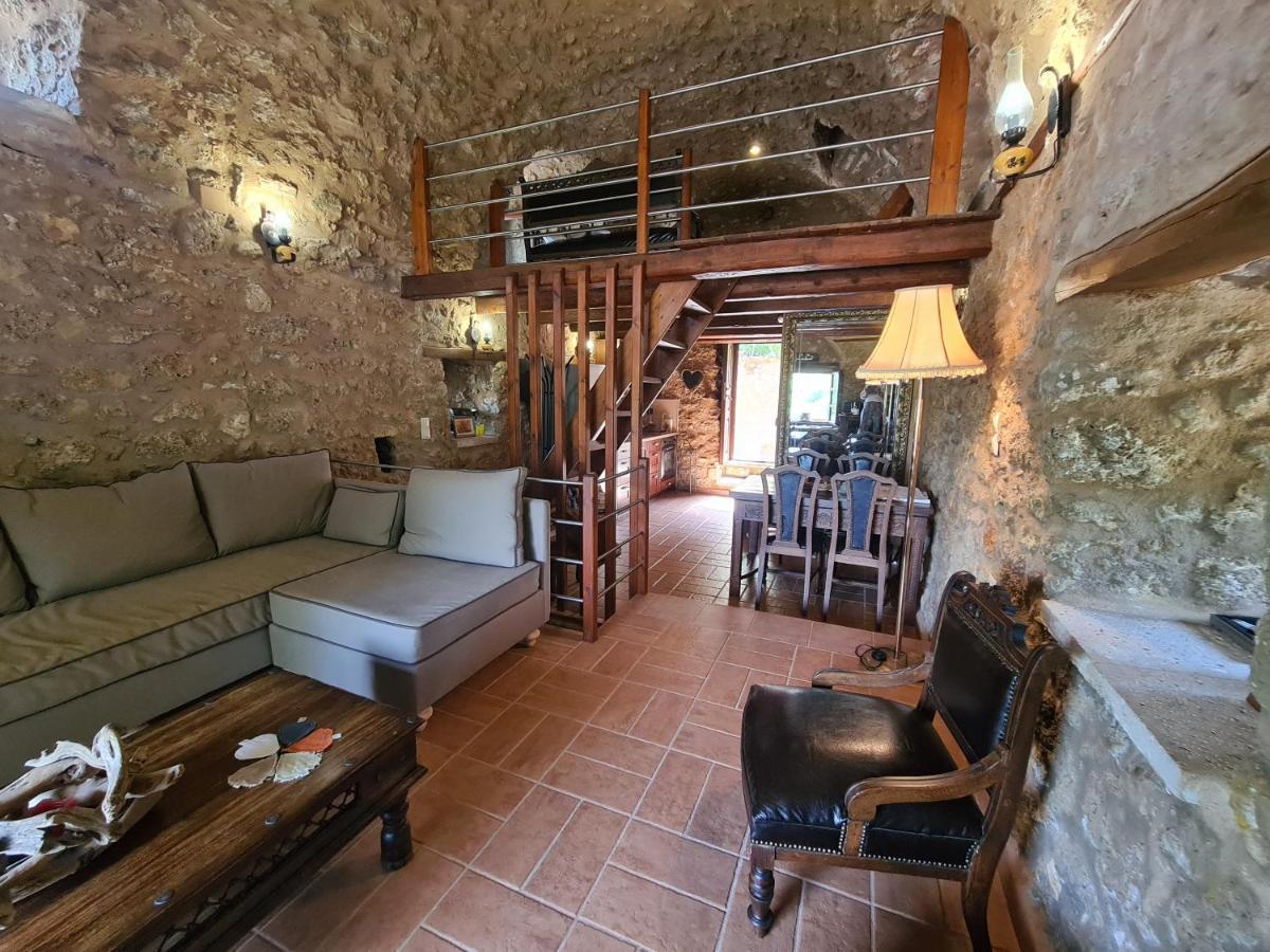 Pyrgos 1869 Villa Gythio Luaran gambar
