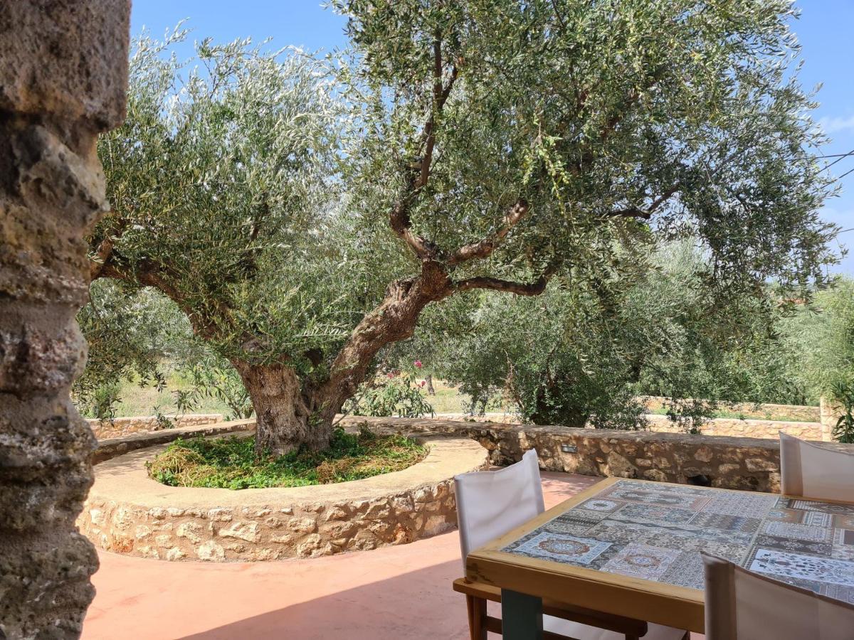 Pyrgos 1869 Villa Gythio Luaran gambar