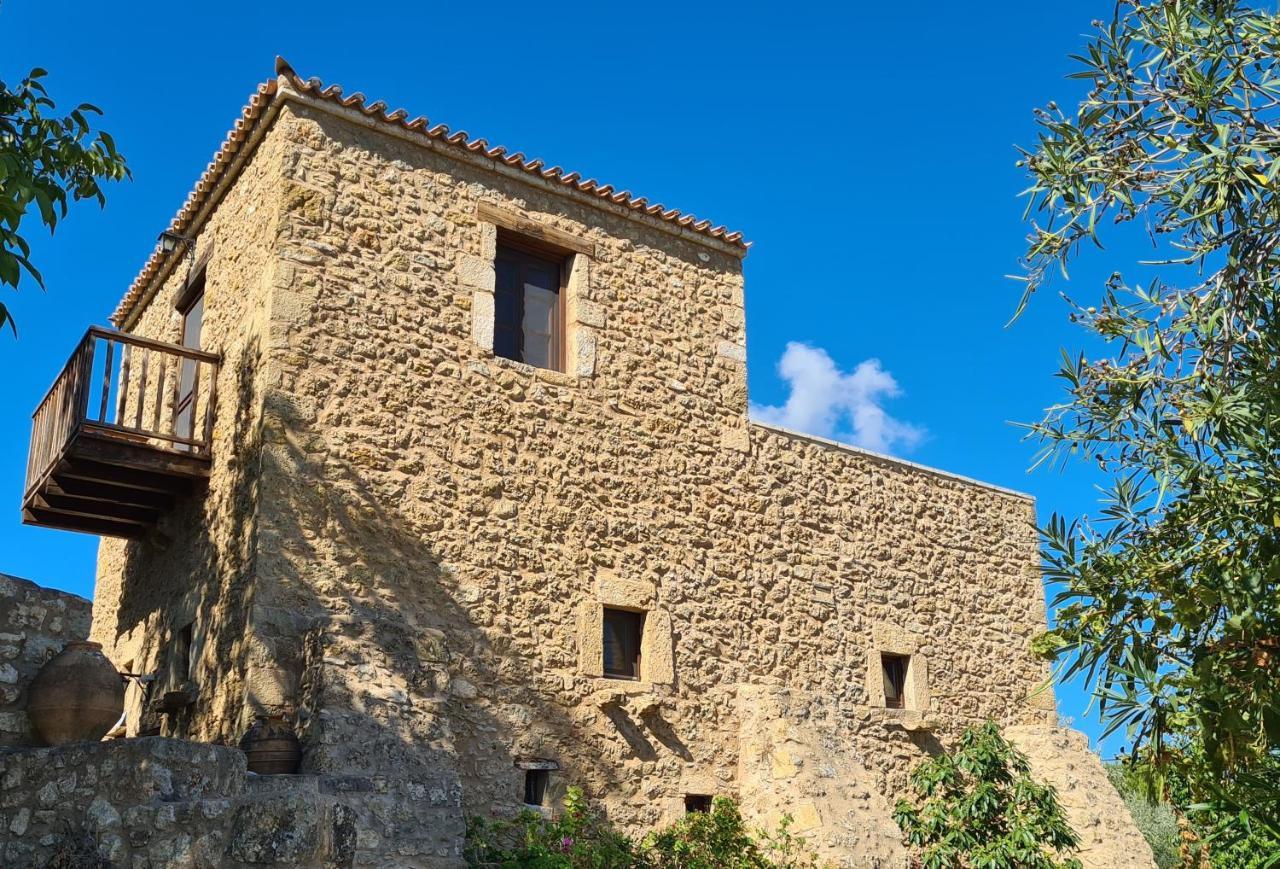 Pyrgos 1869 Villa Gythio Luaran gambar