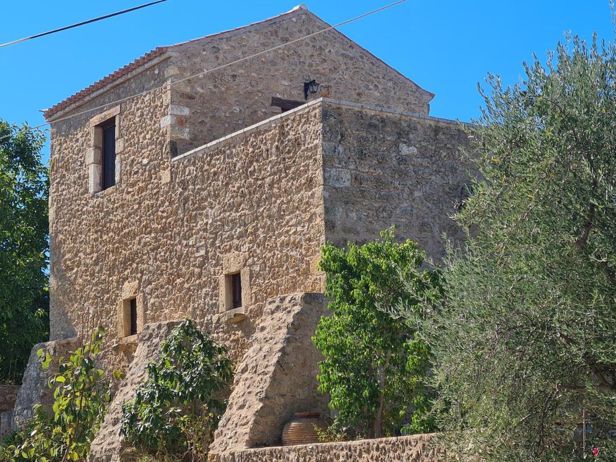 Pyrgos 1869 Villa Gythio Luaran gambar